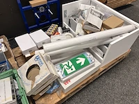 Pallet installatiemateriaal - afbeelding 1 van  6