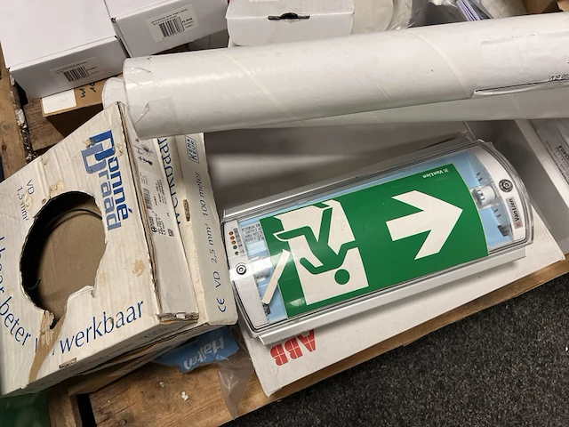 Pallet installatiemateriaal - afbeelding 5 van  6