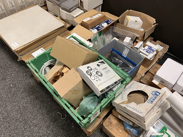 Pallet installatiemateriaal - afbeelding 2 van  6