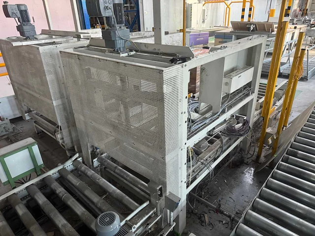 Pallet invoer unit met rollenbaan - afbeelding 8 van  17