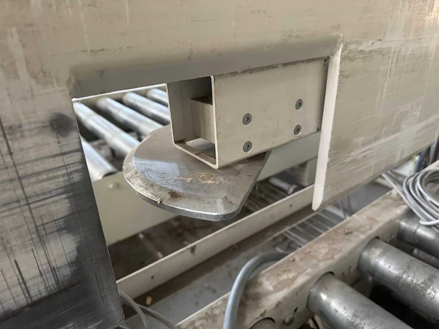 Pallet invoer unit met rollenbaan - afbeelding 15 van  17