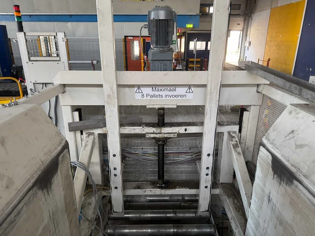 Pallet invoer unit met rollenbaan - afbeelding 17 van  17