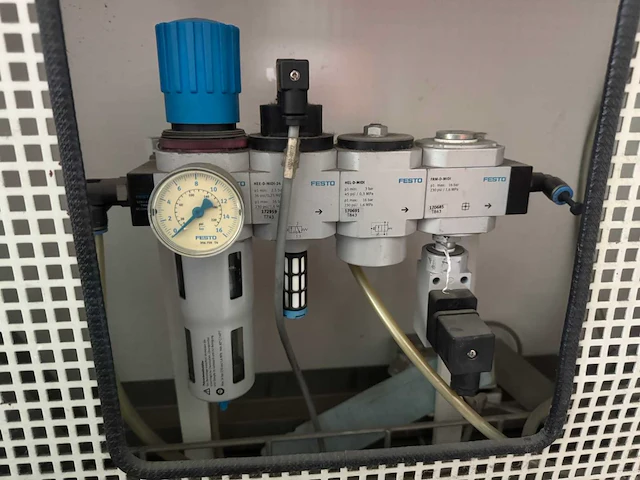 Pallet invoer unit met rollenbaan - afbeelding 4 van  14