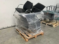Pallet kantoor / kantine stoelen - afbeelding 1 van  7