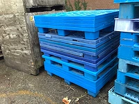 Pallet kunstof (16x) - afbeelding 1 van  3