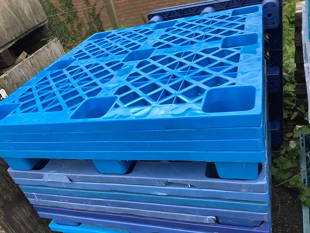 Pallet kunstof (16x) - afbeelding 2 van  3