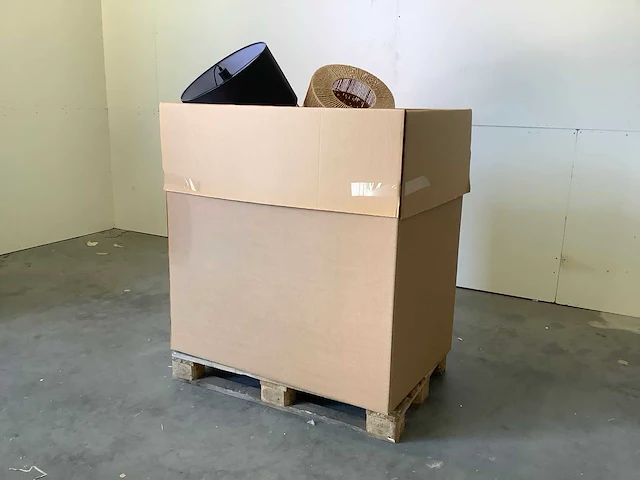 Pallet lampenkappen - afbeelding 1 van  4