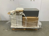 Pallet logistieke goederen - afbeelding 1 van  6