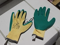 Pallet met 2880 paar handschoenen worktoolcenter 10 in totaal 24 dozen - afbeelding 4 van  4