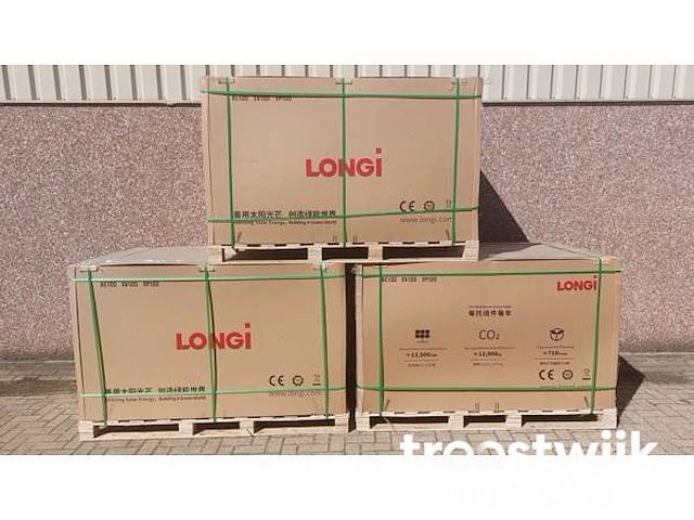 Pallet met 30 zonnepanelen (totaal 31.500 wp) - afbeelding 2 van  6