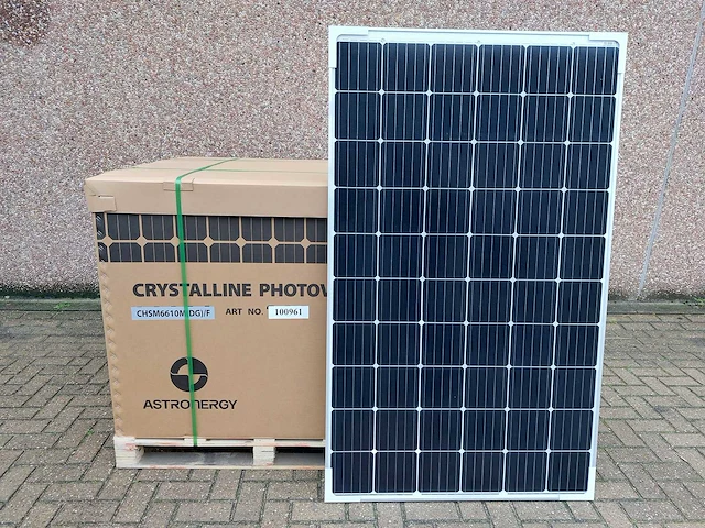 Pallet met 31 astronergy chsm6610m(dg)/f-310 glas-glas zonnepanelen - afbeelding 1 van  5