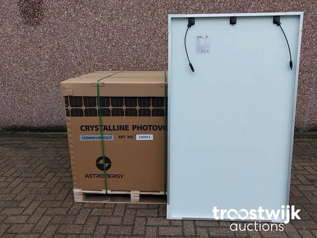 Pallet met 31 astronergy chsm6610m(dg)/f-310 glas-glas zonnepanelen - afbeelding 2 van  5