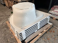 Pallet met baden - afbeelding 2 van  3