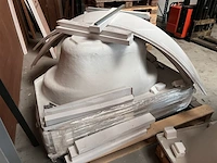 Pallet met baden - afbeelding 2 van  3