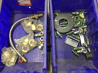 Pallet met bevestigingsklemmen - afbeelding 7 van  9