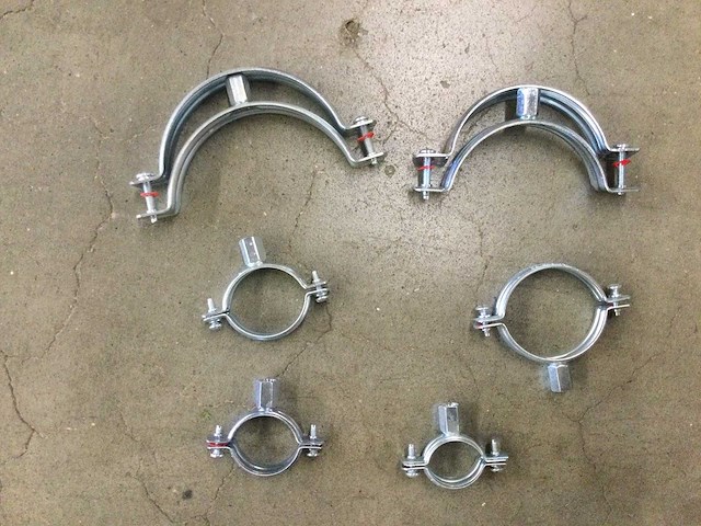 Pallet met bevestigingsklemmen - afbeelding 8 van  9