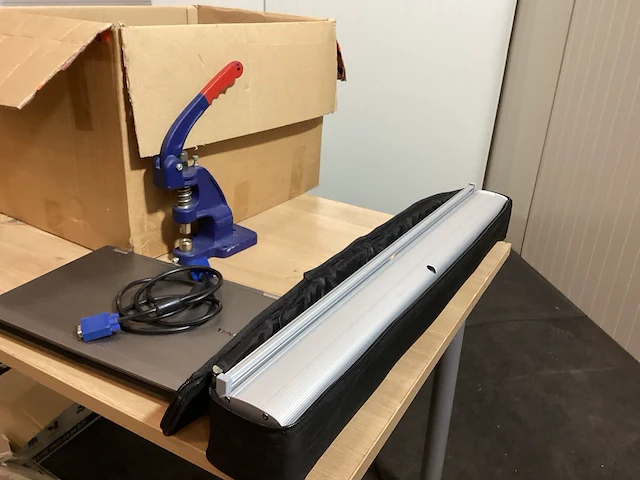 Pallet met diversen - zie additionele informatie - afbeelding 6 van  11