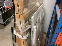 Pallet met glas - afbeelding 4 van  7