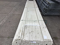 Pallet met glaslatten - afbeelding 1 van  5