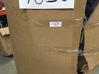 Pallet met huishoudelijke- en tuinartikelen - afbeelding 5 van  5