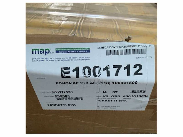 Pallet met isolatie materiaal platen met lijmlaag gekeurd - afbeelding 4 van  4
