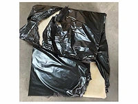 Pallet met isolatie materiaal - afbeelding 2 van  3