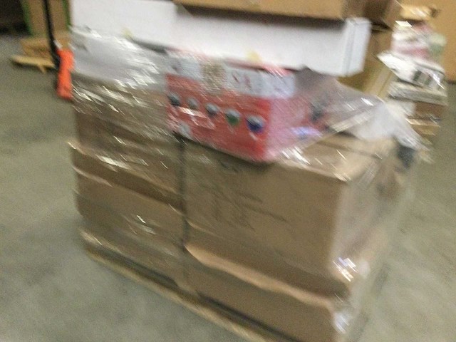 Pallet met sanitairartikelen - afbeelding 6 van  6