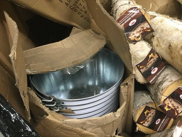 Pallet met tuin- en huishoudelijke artikelen. - afbeelding 4 van  6
