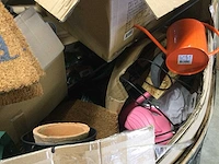 Pallet met tuin- en huishoudelijke artikelen. - afbeelding 3 van  5