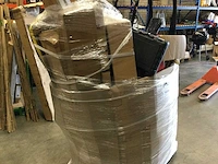 Pallet met tuin- en huishoudelijke artikelen. - afbeelding 2 van  4