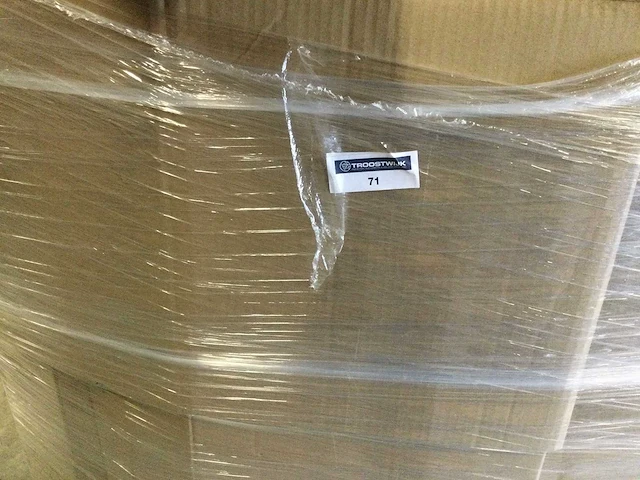 Pallet met tuin- en huishoudelijke artikelen. - afbeelding 4 van  4
