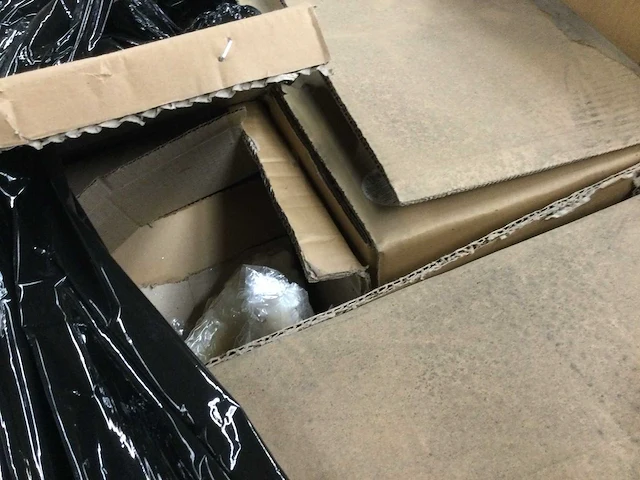 Pallet met tuin- en huishoudelijke artikelen. - afbeelding 4 van  6