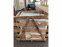 Pallet met verschillende bootramen voor gulf craft boten alle nieuw - afbeelding 1 van  4