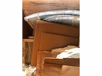 Pallet met verschillende bootramen voor gulf craft boten alle nieuw - afbeelding 3 van  4