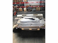 Pallet met verschillende vloerdelen | laminaat | pvc | carpet en overige vloerdelen - afbeelding 1 van  5