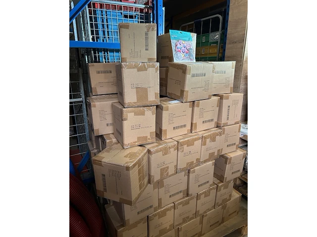 Pallet mondkapjes textiel - afbeelding 1 van  4
