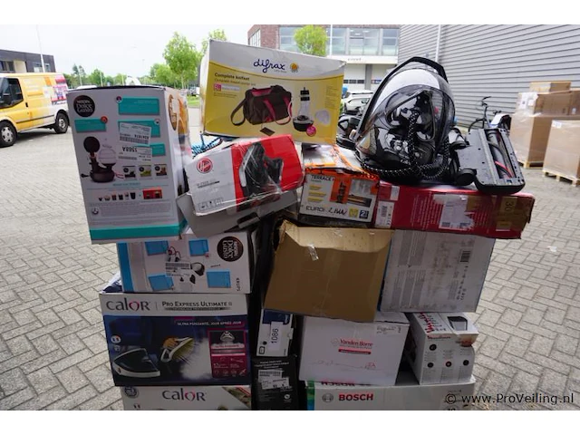 Pallet ongecontroleerde retourgoederen - afbeelding 2 van  5