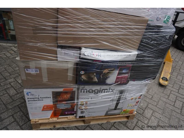 Pallet ongecontroleerde retourgoederen - afbeelding 1 van  4