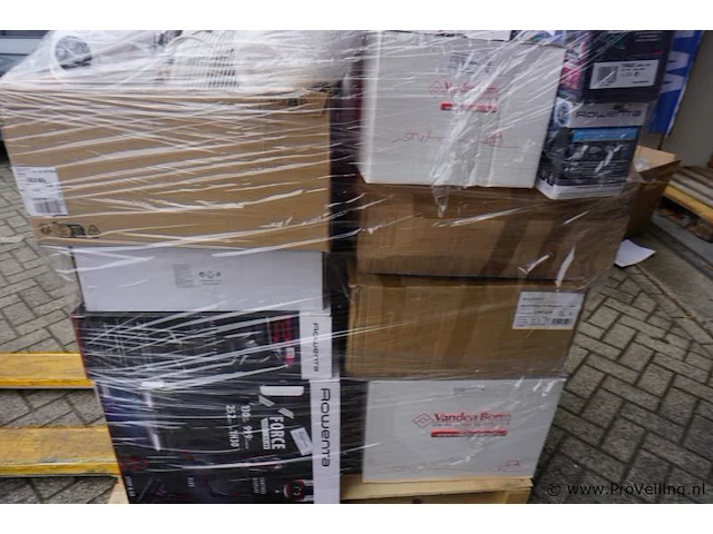 Pallet ongecontroleerde retourgoederen - afbeelding 2 van  5