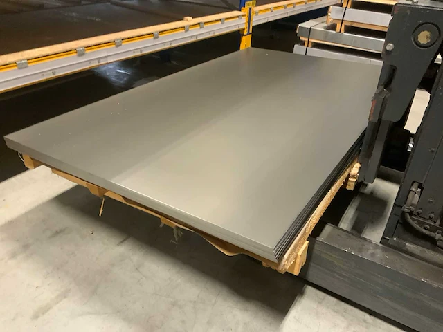 Pallet plaatstaal (15x) - afbeelding 6 van  6