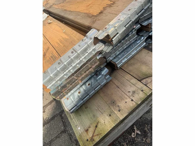 Pallet rand - palletkooi - afbeelding 2 van  2