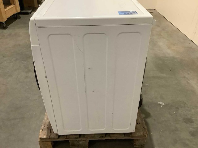 Pallet retourgoederen - monitor - afbeelding 4 van  5