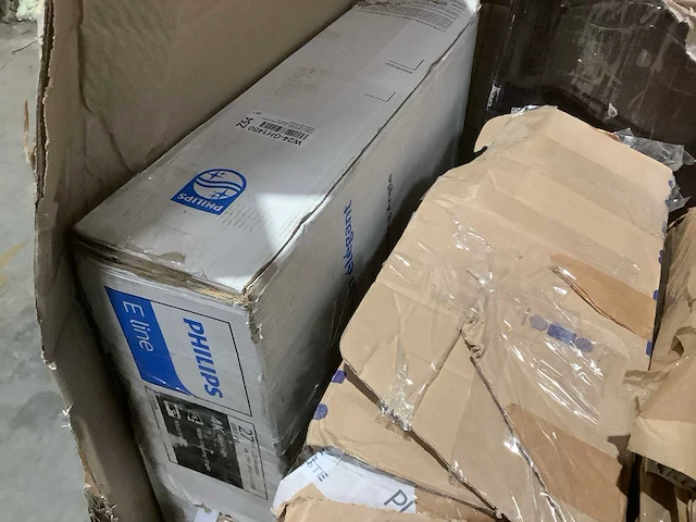 Pallet retourgoederen - pc / monitors 11 items - afbeelding 5 van  7