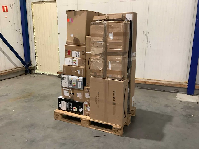 Pallet retourgoederen - pc / monitors 18 items - afbeelding 1 van  10