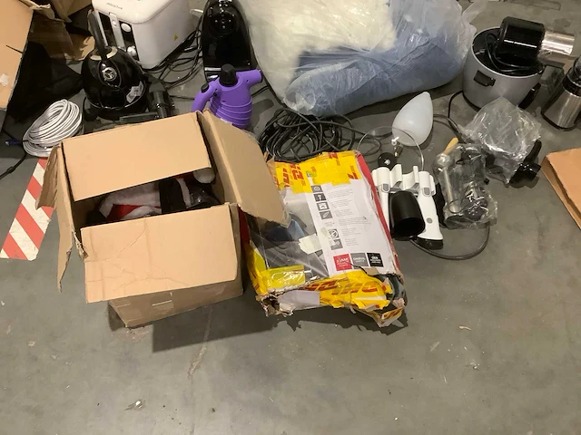 Pallet retourgoederen - afbeelding 2 van  14