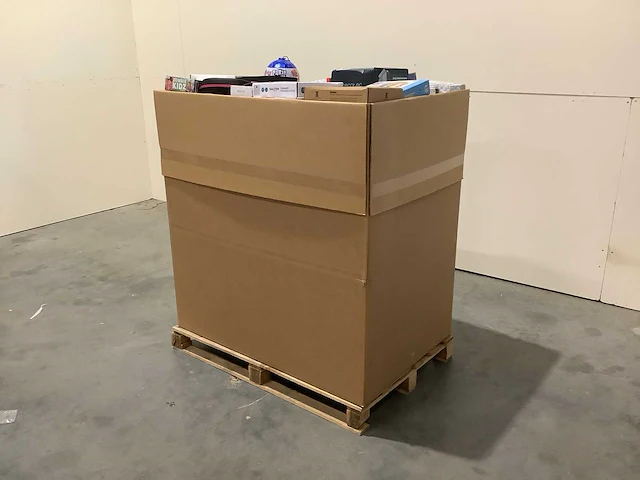 Pallet retourgoederen - afbeelding 2 van  8