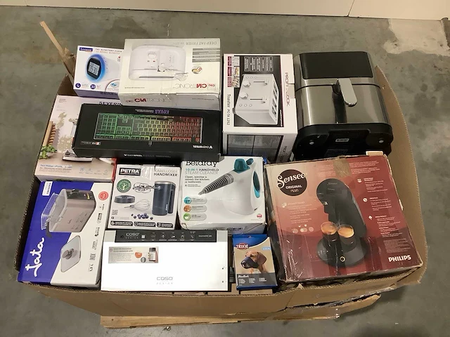 Pallet retourgoederen - afbeelding 1 van  8