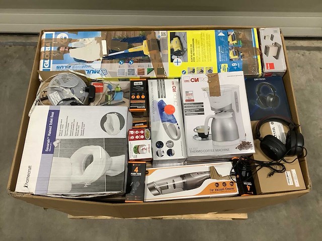 Pallet retourgoederen - afbeelding 1 van  9