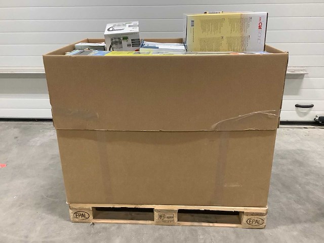Pallet retourgoederen - afbeelding 8 van  9