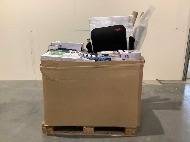 Pallet retourgoederen - afbeelding 8 van  9